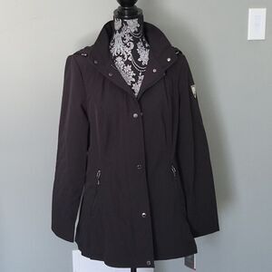 Vince camuto spring jacket M size Black ⚫️ water resistant